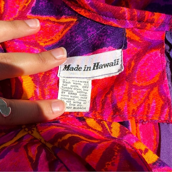 1970s Pink Purple and Orange Day-Glo Hawaiian Maxi Dress - Picture 3 of 6